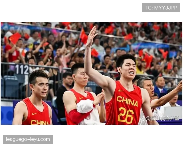 中国队进攻套路再创新,高效配合助球队状态回暖 中国队进攻套路再创新,高效配合助球队状态回暖