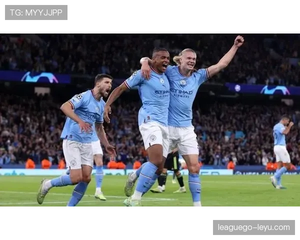 桑德兰光辉球场盛大重启,球迷热盼球队新赛季稳健崛起 桑德兰光辉球场盛大重启,球迷热盼球队新赛季稳健崛起