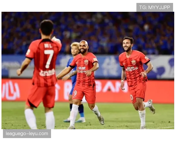 上海海港边路进攻持续发力，近期表现稳健豪取连胜