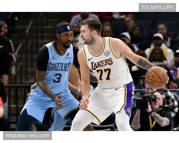 东契奇休赛期狂吃炸鸡，体重飙到280磅？